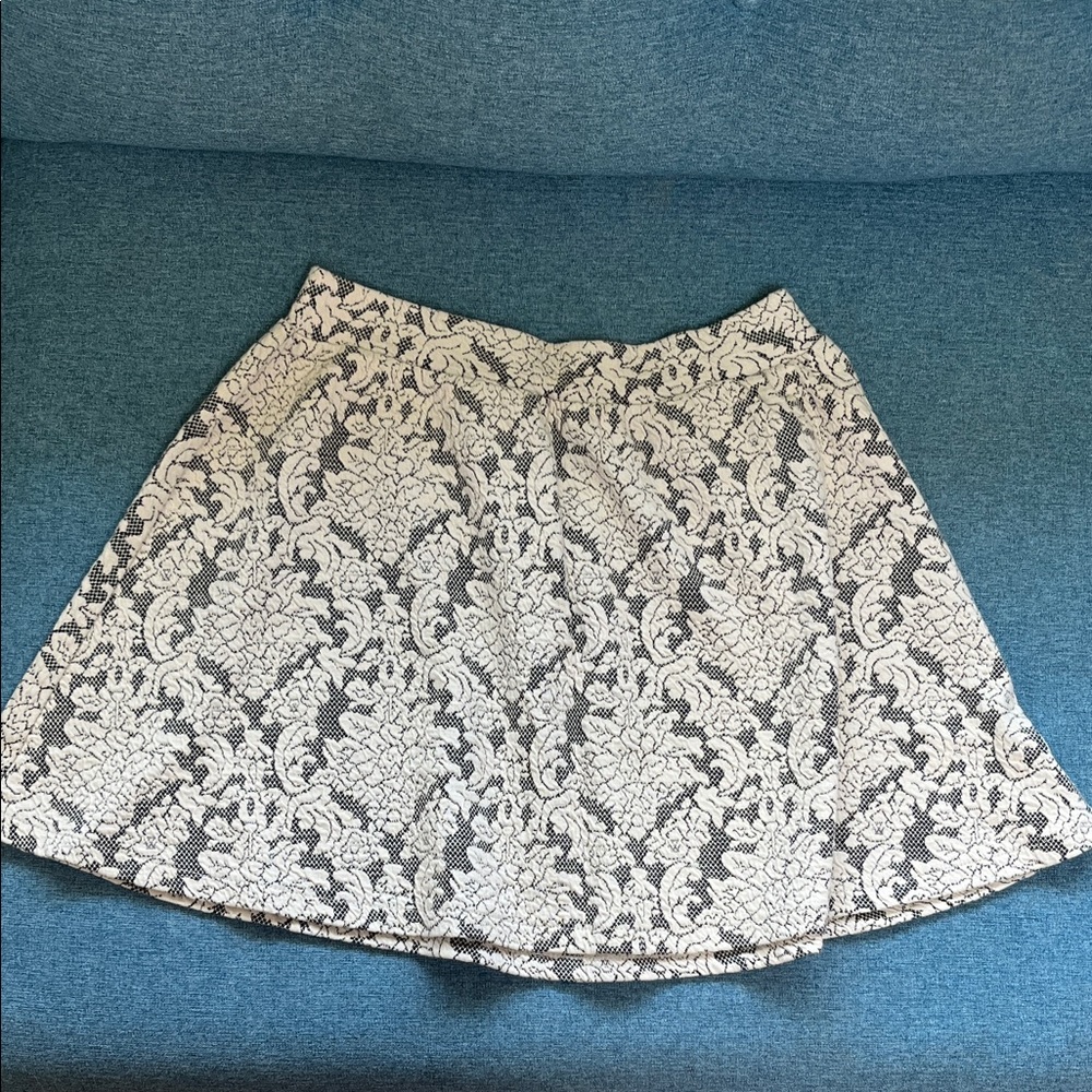 Chic Black and White Skater Skirt